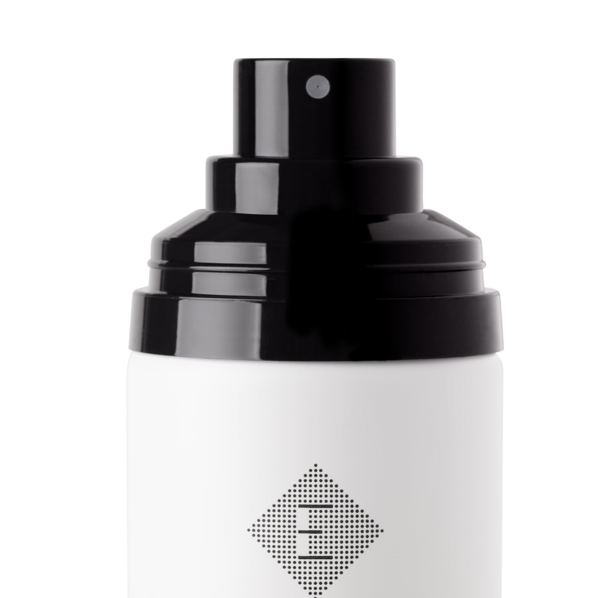 Essential Parfums - Nice Bergamote - Hair & Body Mist weiße Flasche mit schwarzem Pumpsprüher auf weißem Hintergrund