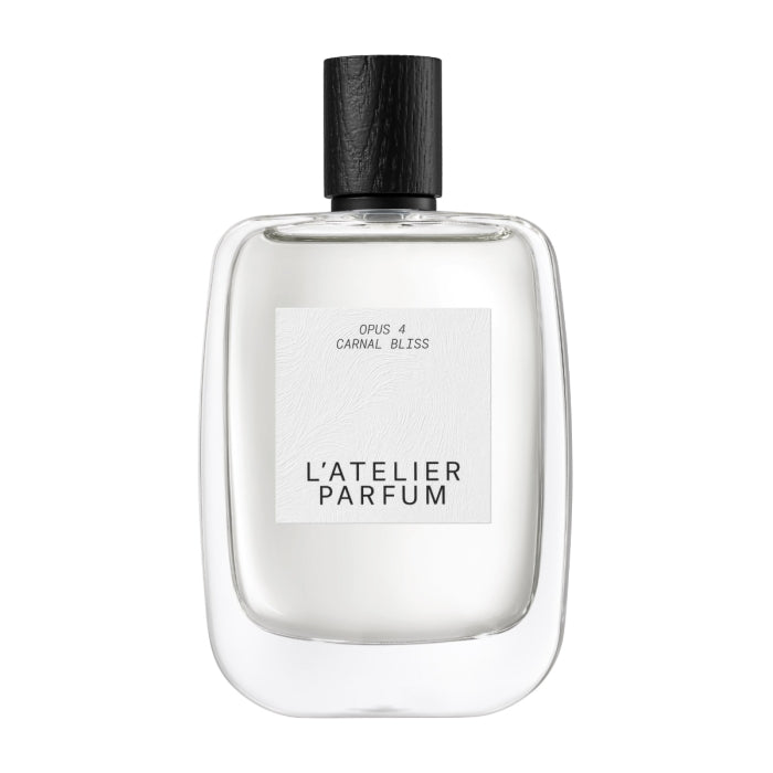 L'Atelier Parfum - Opus 4 - Carnal Bliss Flakon mit klarem Glas und schwarzem Holzverschluss vor weißem Hintergrund