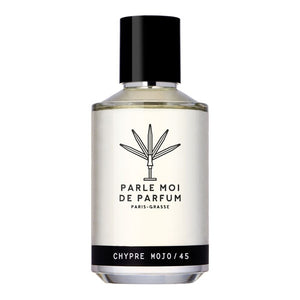 Parle Moi de Parfum - Chypre Mojo / 45 klarer Flakon mit schwarzem Verschluss vor weißem Hintergrund