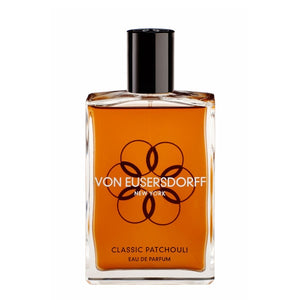 Von Eusersdorff - Classic Patchouli Flakon mit klarer Form und markantem, bernsteinfarbenem Inhalt in schlichtem Design