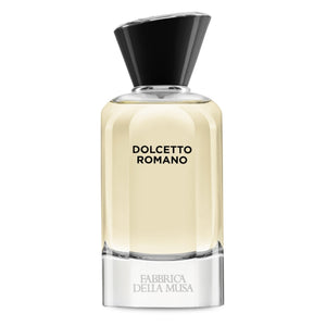 Fabbrica della Musa - Dolcetto Romano klarer Flakon mit cremiger Flüssigkeit und elegantem schwarzem Verschluss auf weißem Hintergrund