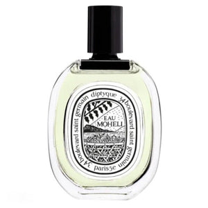 Diptyque - Eau Mohéli zeigt klaren Ovalflakon mit schwarzem Verschluss und dekorativem Etikett in feiner Gestaltung