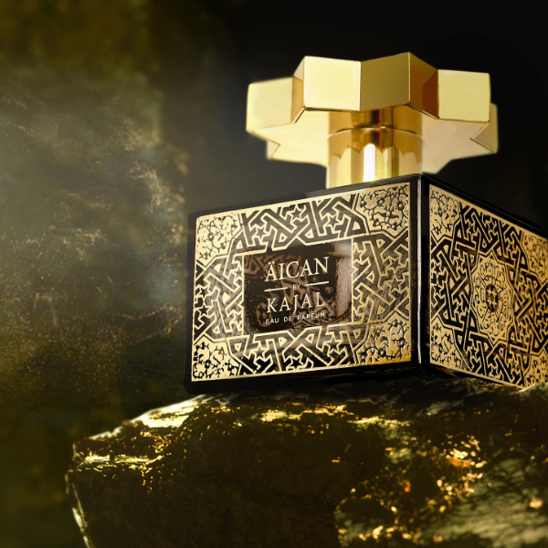 Kajal - ÄICAN Parfümflakon mit goldenem, achteckigem Verschluss und fein graviertem arabischem Ornament in elegantem Design