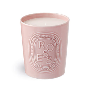Diptyque - Roses - Duftkerze im handgefertigten rosé Porzellanbehälter mit elegantem Logo geprägt
