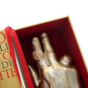 Filippo Sorcinelli - Memento - Santa Casa goldene Hand mit kunstvollem Siegelring in edler roter Geschenkbox