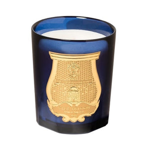 Trudon - Les Belles Matières - Tadine - Duftkerze im dunkelblauen Glas mit goldenem Wappen und sinnlichem Sandelholzduft
